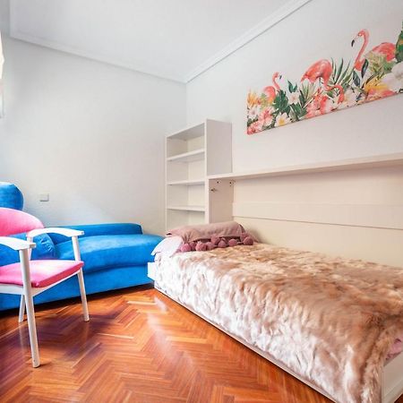 Bonita Habitacion Con Balcon Villaviciosa de Odón المظهر الخارجي الصورة