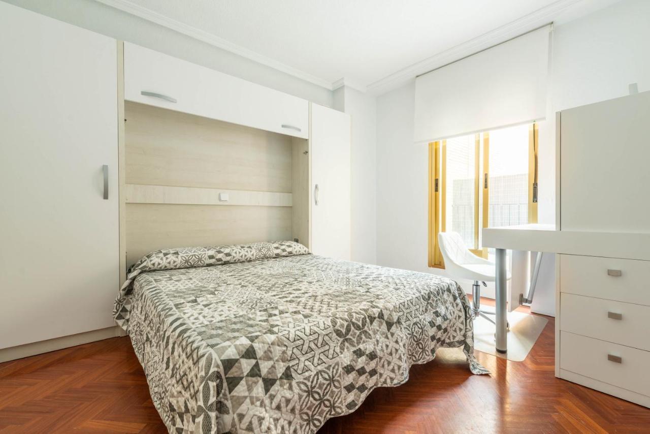 Bonita Habitacion Con Balcon Villaviciosa de Odón المظهر الخارجي الصورة