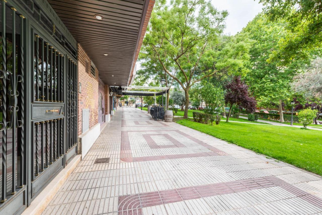 Bonita Habitacion Con Balcon Villaviciosa de Odón المظهر الخارجي الصورة